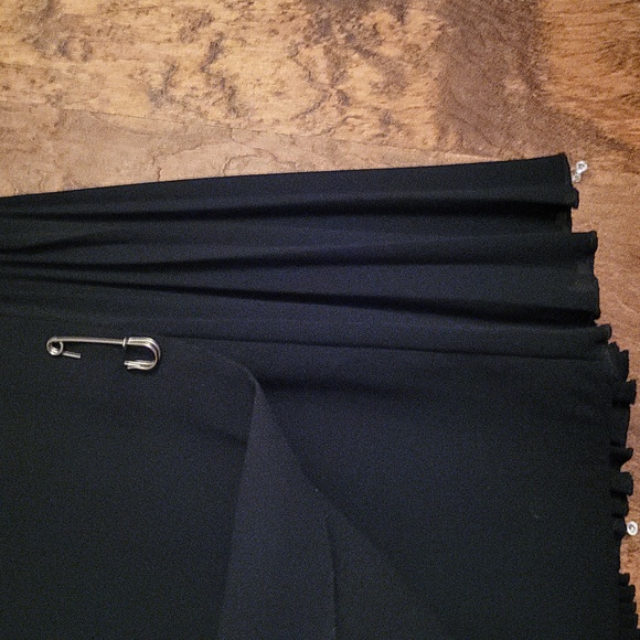 Cache Pleated Mini Skirt Size 4 - Picture 7 of 9